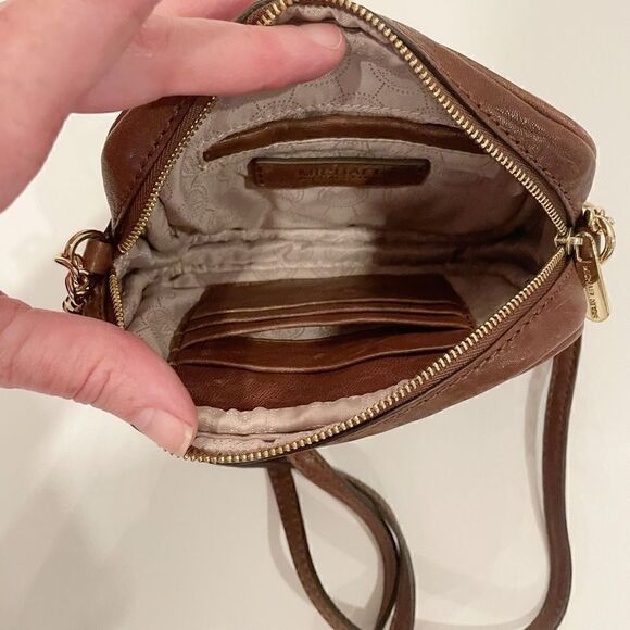 Michael Kors Gold Studded Brown Leather Crossbody Handbag - Picture 7 of 8